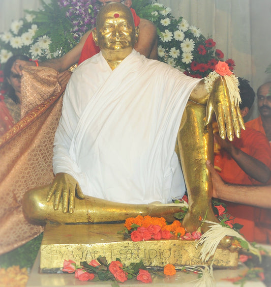 B. Nityanand temple statue cloths image 1