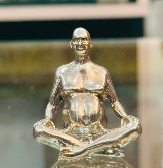 Bhagwan Nityanand Pure Silver Statue – A Divine Masterpiece image 0